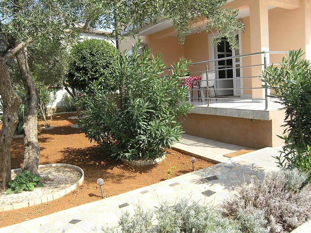 Apartmani Bakran Krk Town 0*,  Chorvatsko
