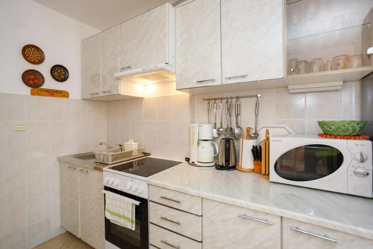 Apartmani Bakran Krk Town 0*,