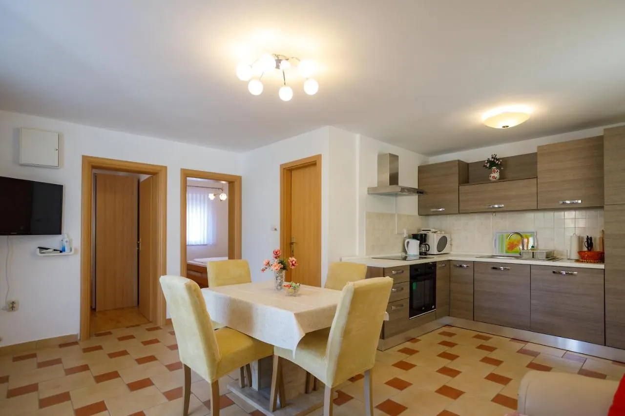 Apartment Apartmani Bakran Krk Town